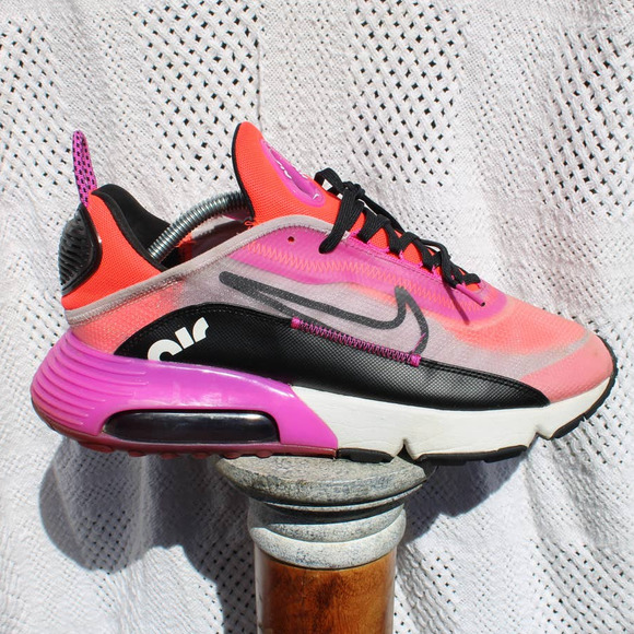 Nike Shoes - Nike Air Max 2090 Retro Futurism Iced Lilac Womens Size 11